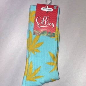 New Sillies Weed Turquoise / Mint Green with Yellow Leaves. Weed Themed